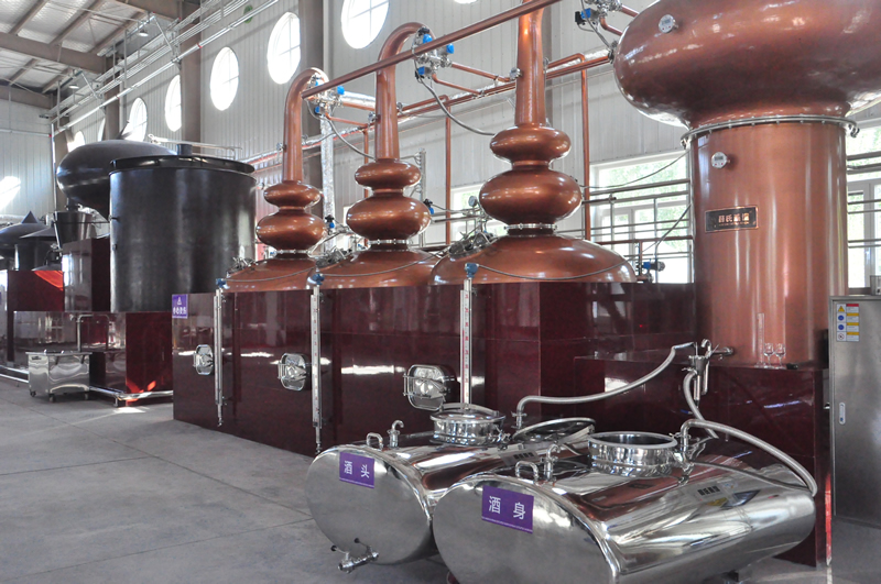 寧夏白蘭地產業新篇章 西北最大基酒蒸餾項目投產，賦能葡萄酒加工全產業鏈